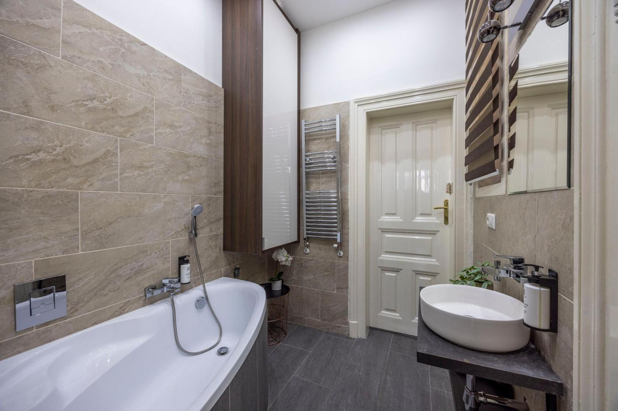 Luxurious Central Elizabeth Grand Suite W' Sauna Budapeszt Zewnętrze zdjęcie